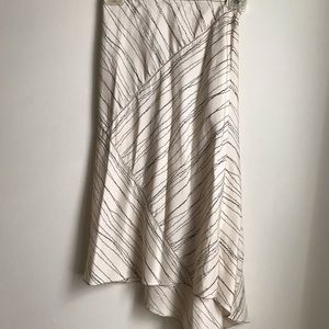 Silk pattern skirt